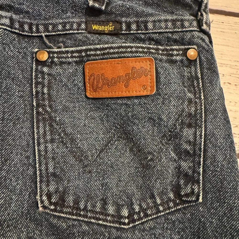 Wrangler description jeans
